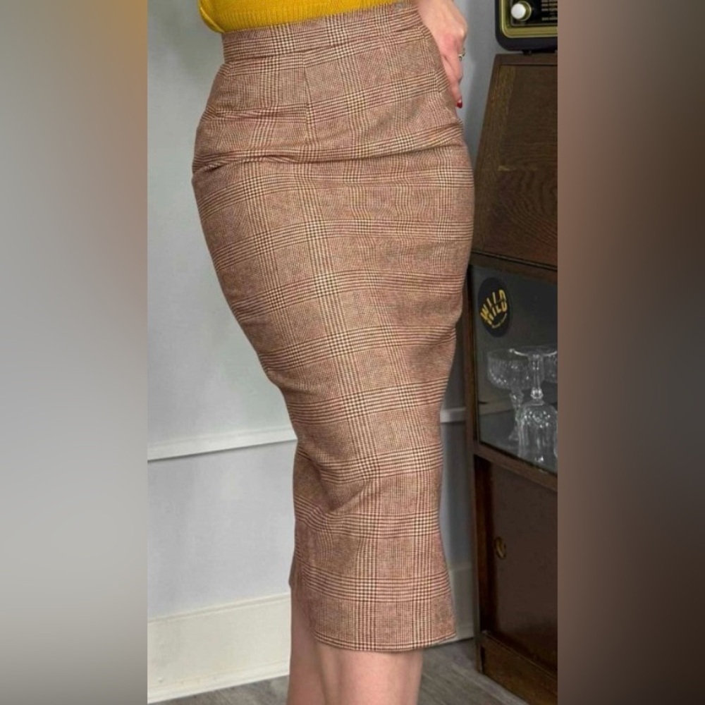 Vivien of Holloway Brown Tweed Pencil Skirt